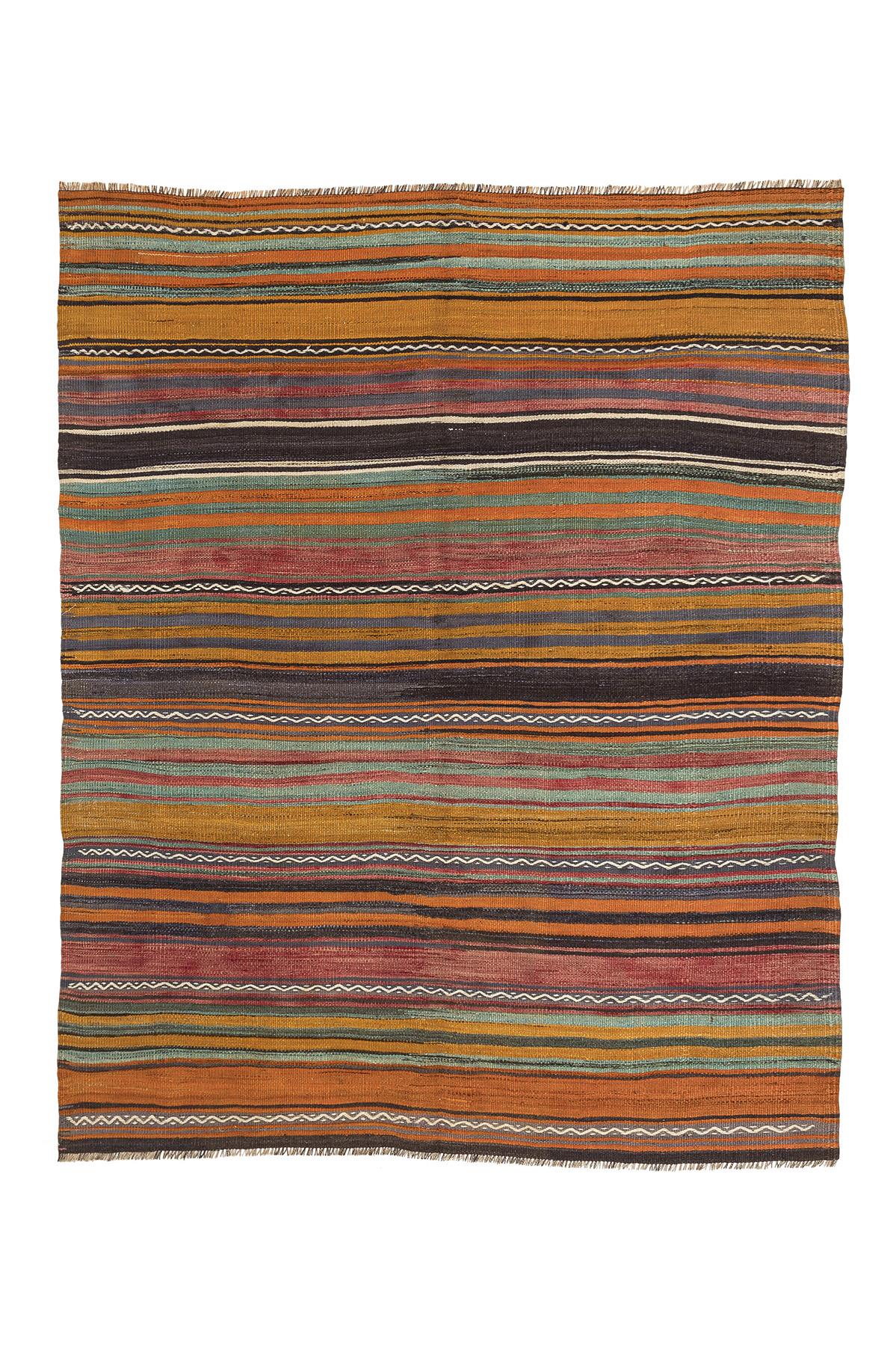Kars kilim rug