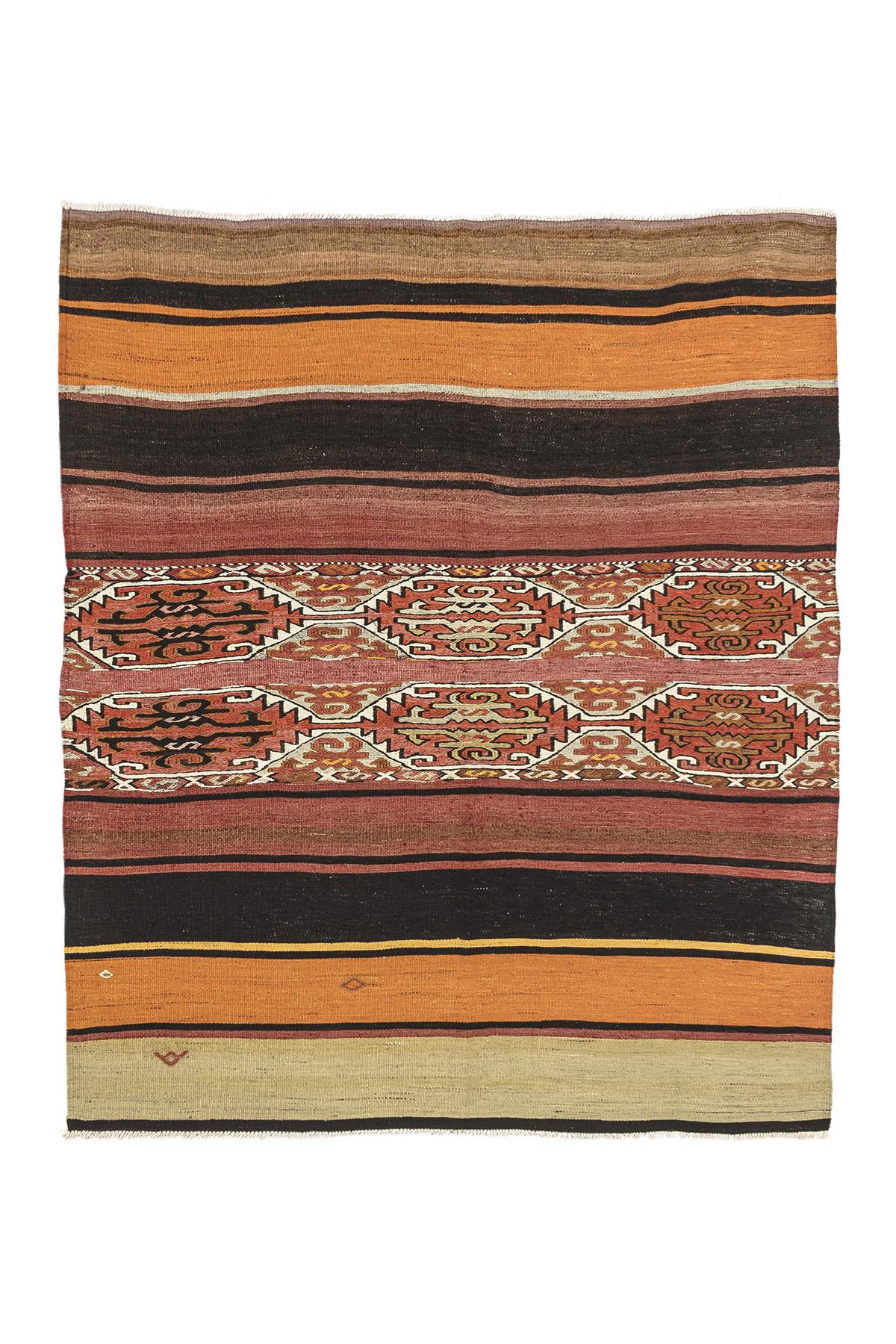 Kars kilim rug