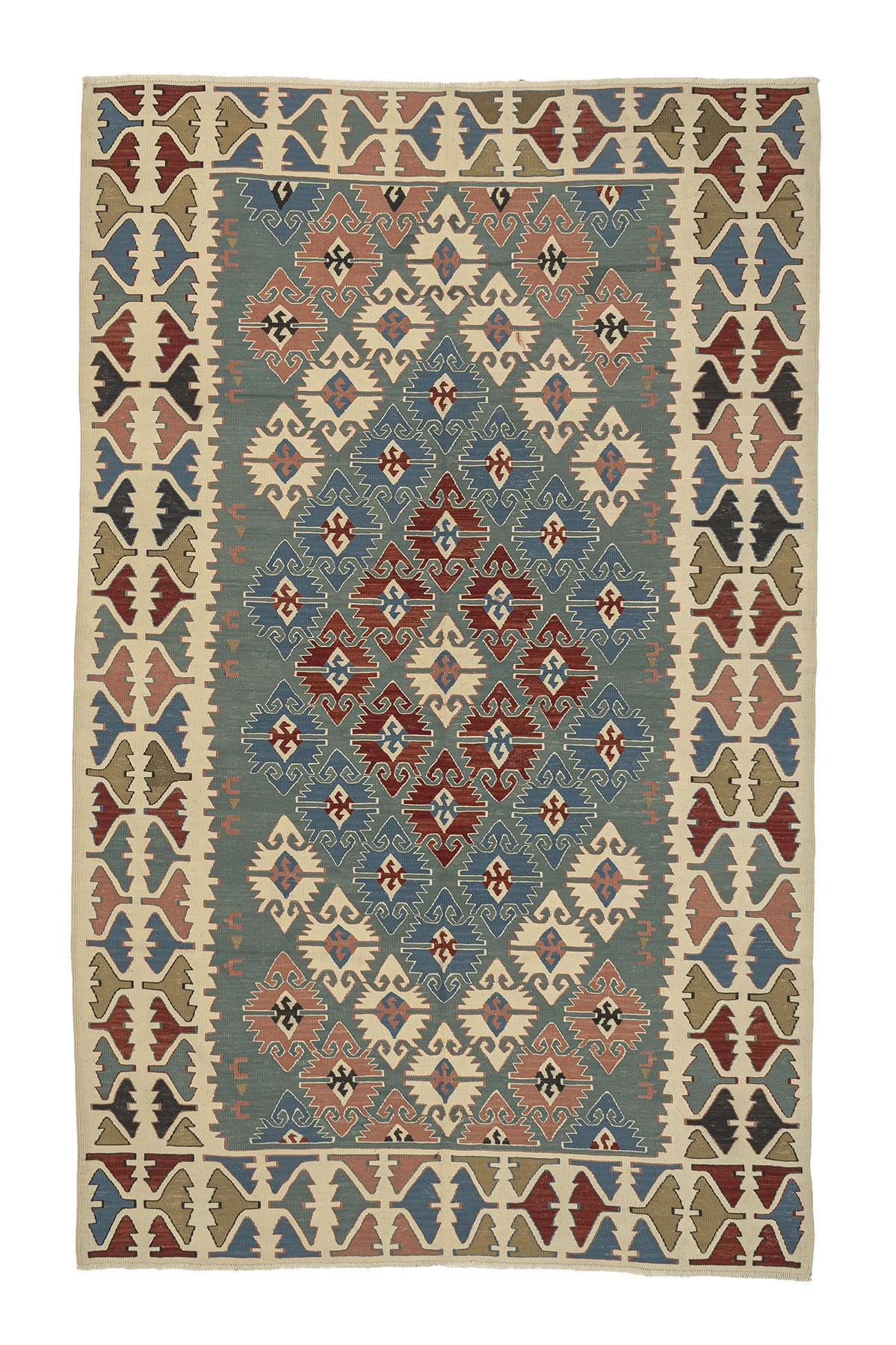 Kars kilim rug
