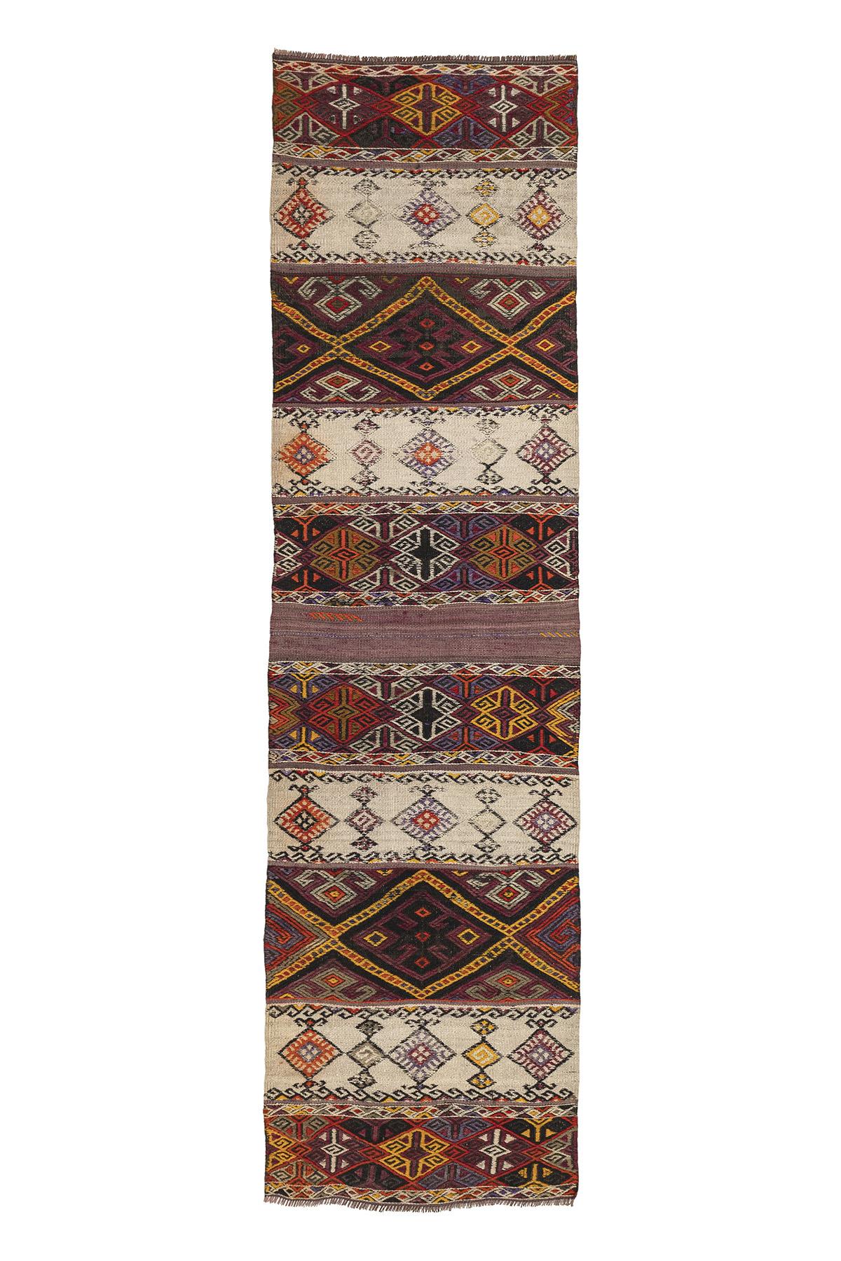 Kars kilim rug