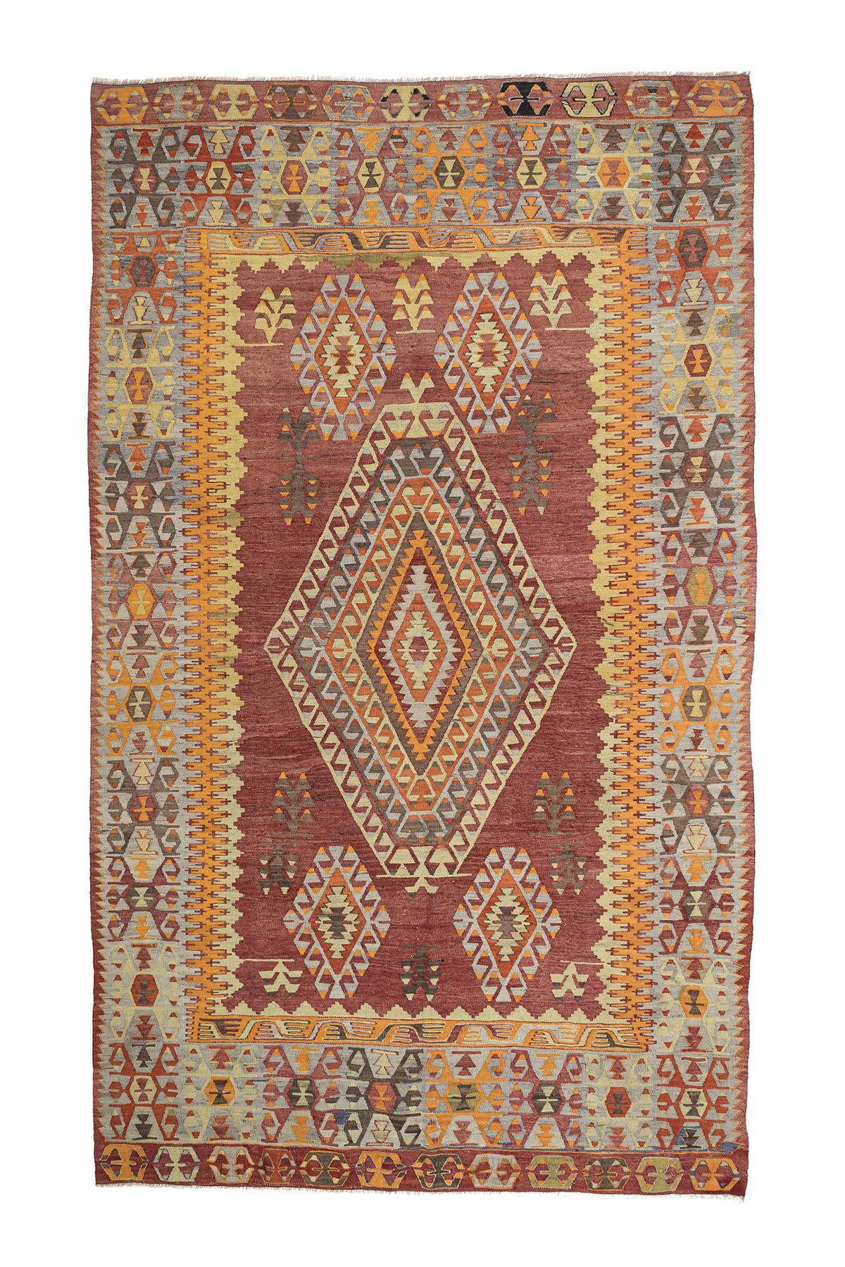 Kars kilim rug