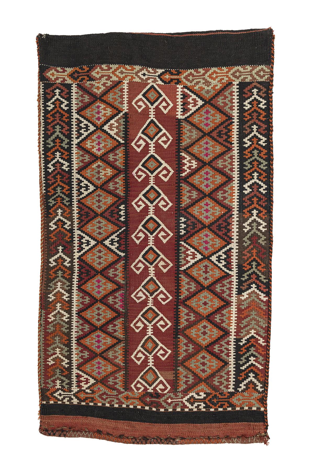 Kars kilim rug