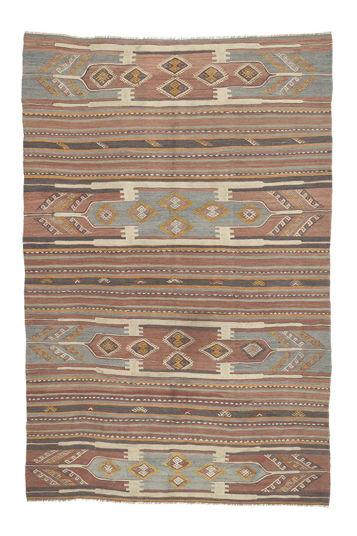 Kars kilim rug