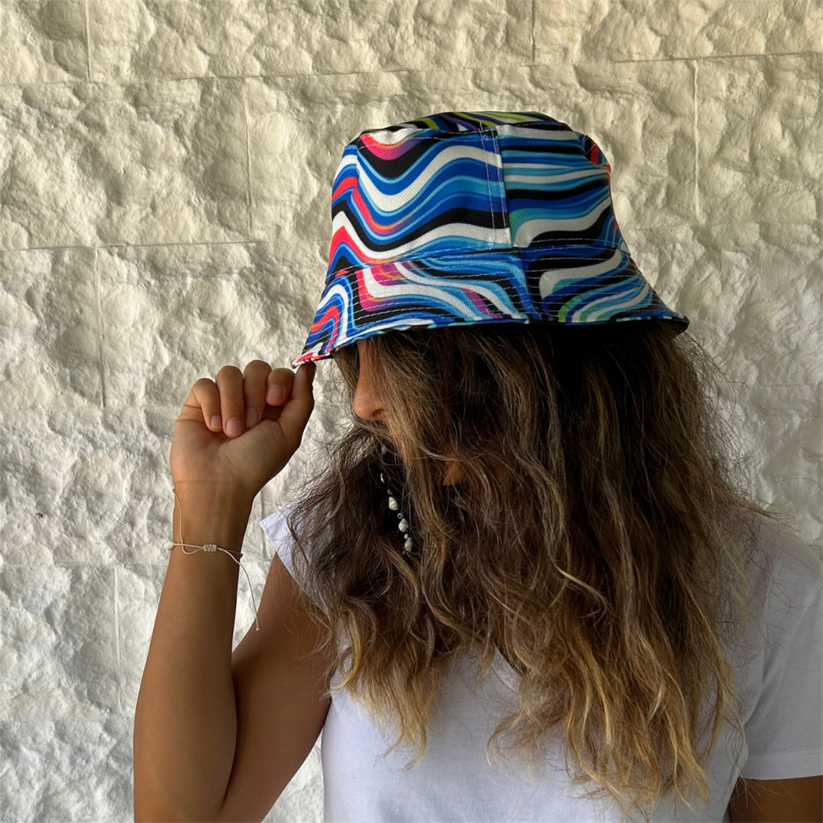 Gökkuşağı Bucket Şapka 