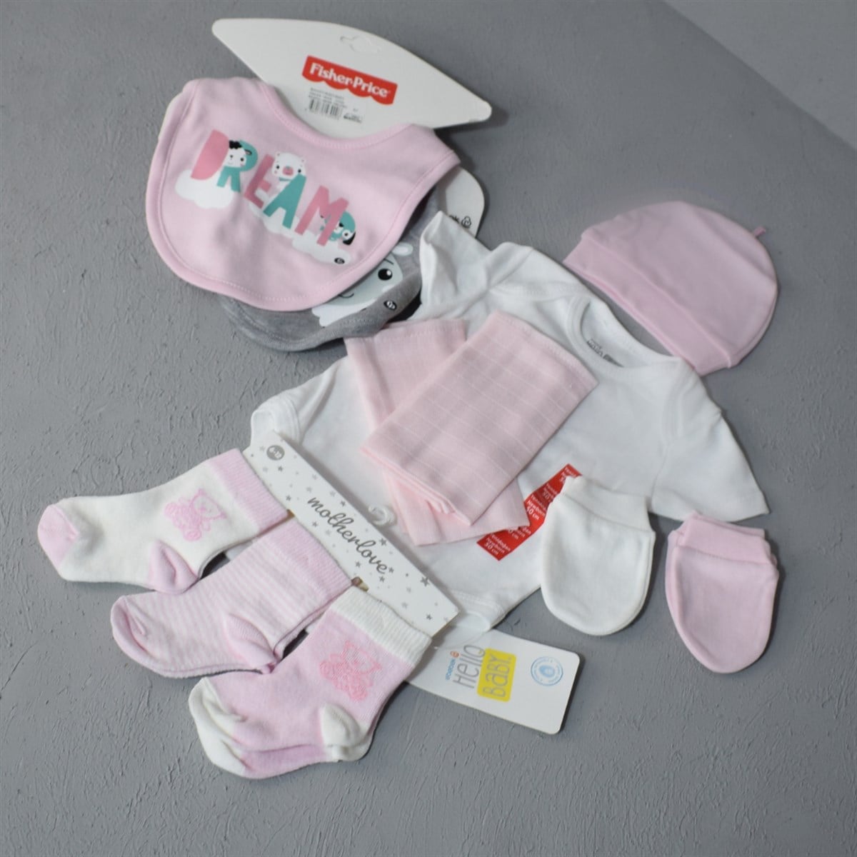Kız Bebek Yenidoğan Hediyelik Takım Set