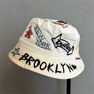 Brooklyn Desenli Yazlık Beyaz Bucket Şapka 