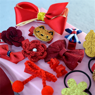 Hediyelik Çocuk Kırmızı Toka Seti