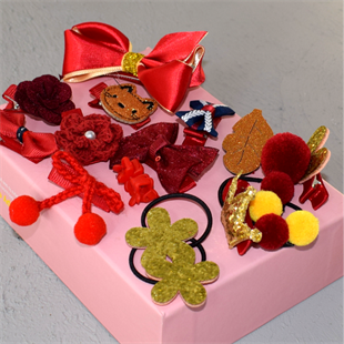 Hediyelik Çocuk Kırmızı Toka Seti