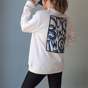 Unisex Beyaz Sırt Baskılı Sweatshirt