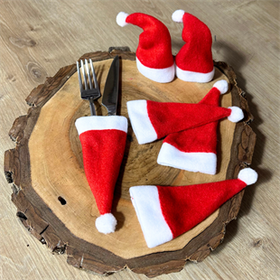 Noel Şapka 6lı Yılbaşı Masa Servis Süsü
