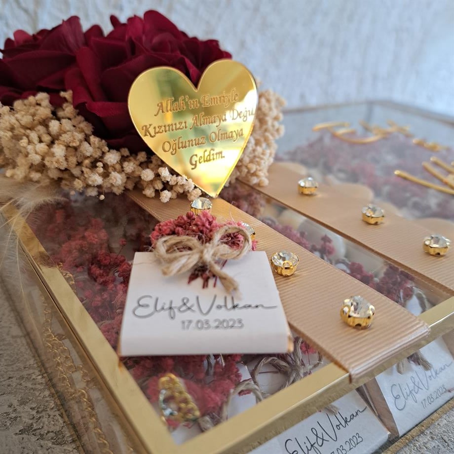 İsteme Çiçek ve Çikolata