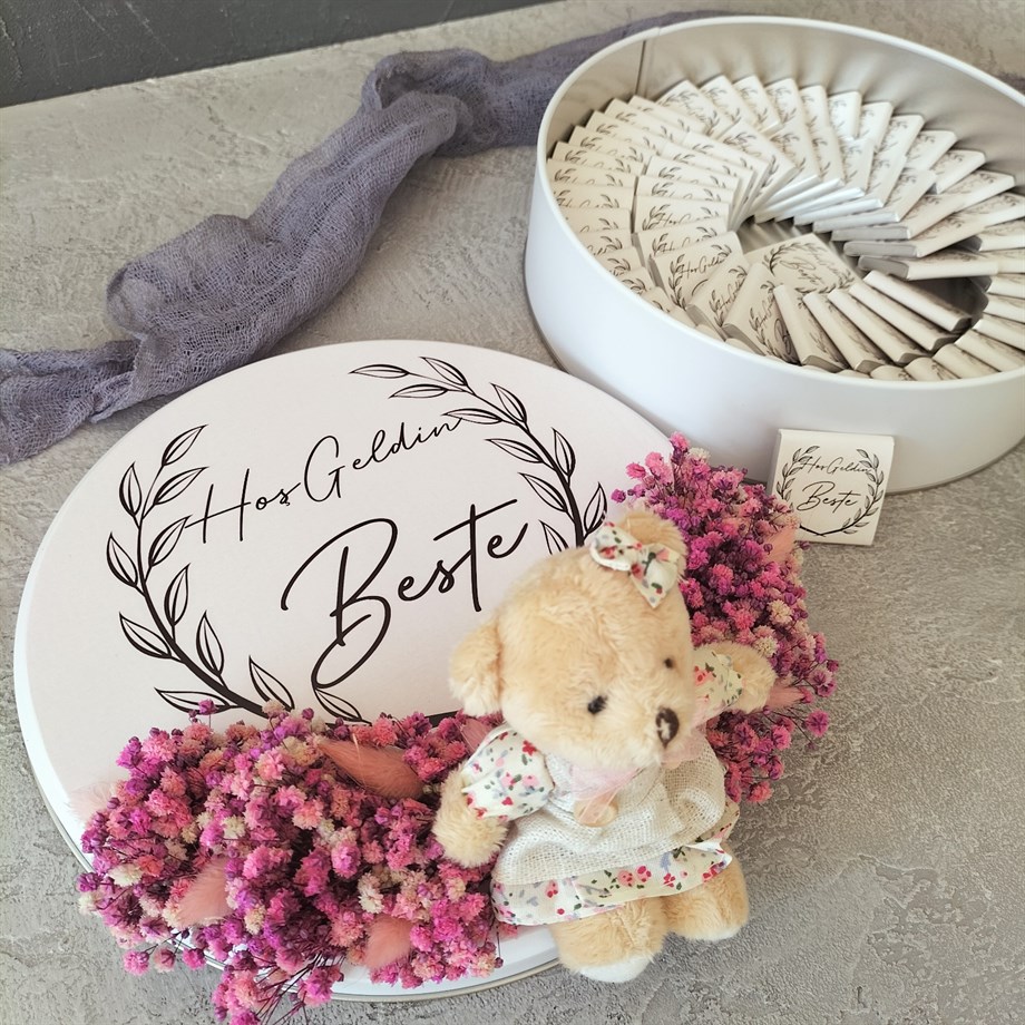 Kız Bebek Çikolatası