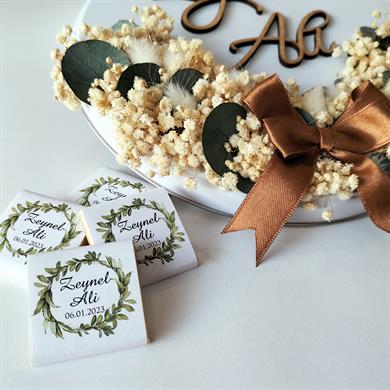 Çiçek Süslemeli Çikolata