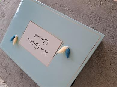 Mavi Çiçekli Bebek Çikolatası