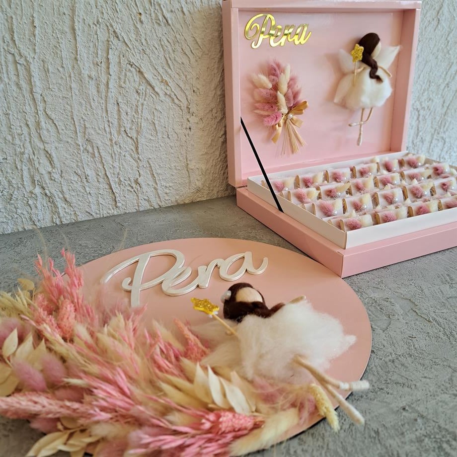 Bebek Kapı Süsü ve Çikolata