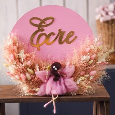 Kuru Çiçek Süslemeli Bebek Kapı Süsü