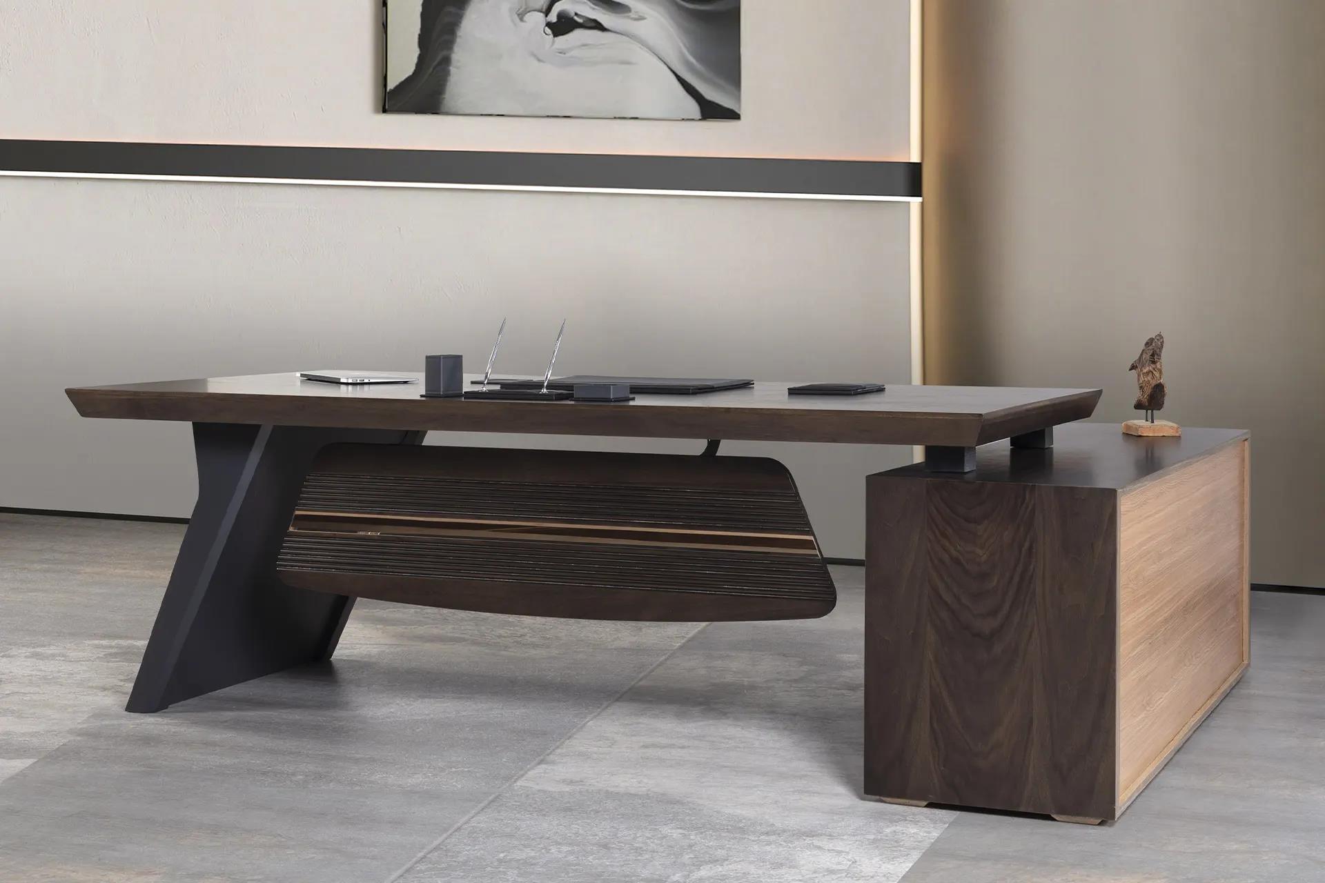 Arden Vip Ahşap Makam Takımı – Modern Geometrik Tasarım ve Prestijli Yönetici Ofis Mobilyası