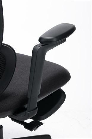Smart Ergonomik Yönetici Koltuğu | 3D Kol Ayarlı, Ayak Uzatmalı, File Sırt