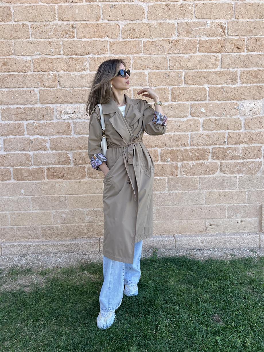 Astarı Desenli Trençkot