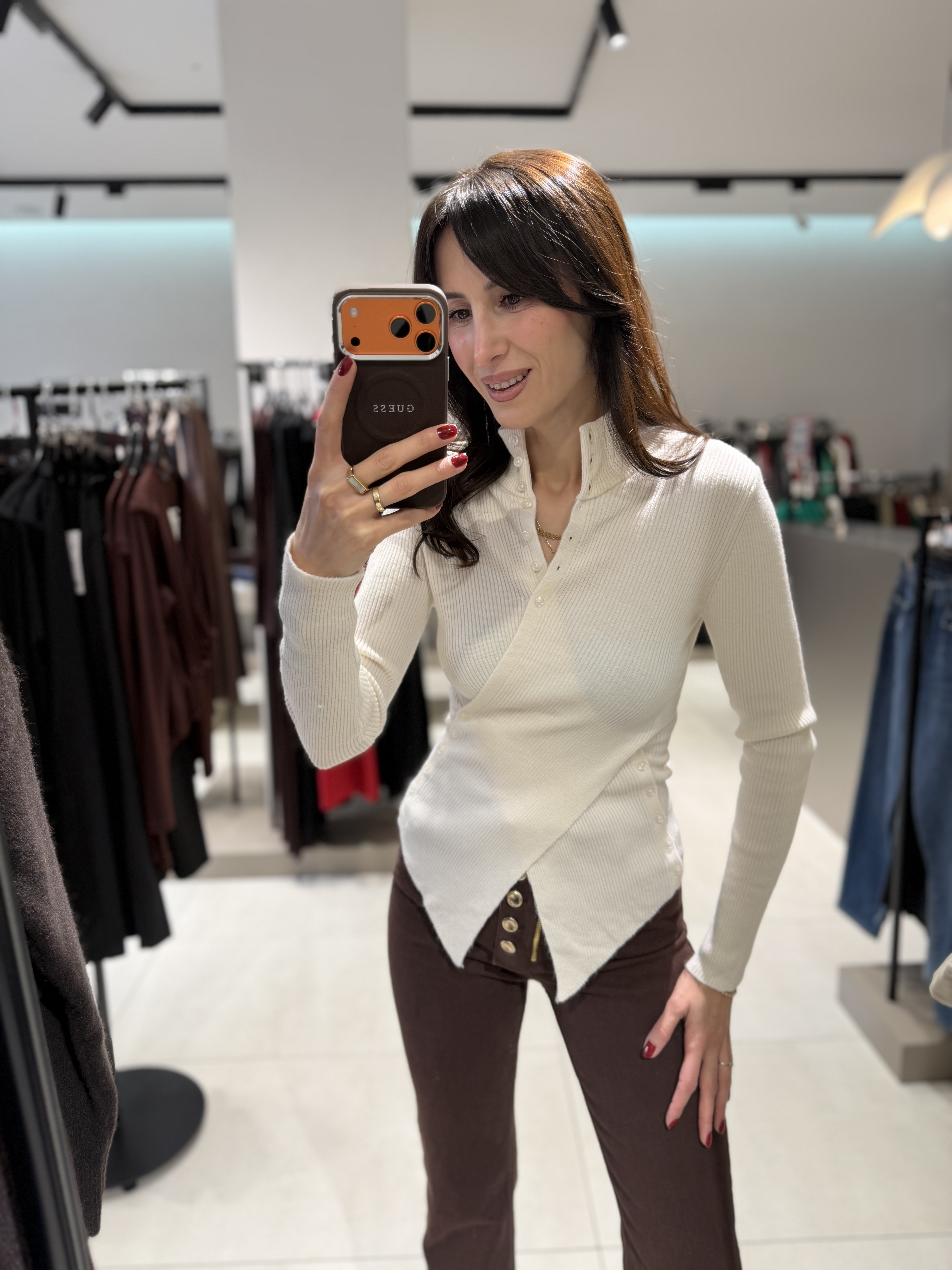 ÇAPRAZ DÜĞMELİ TRİKO EKRU