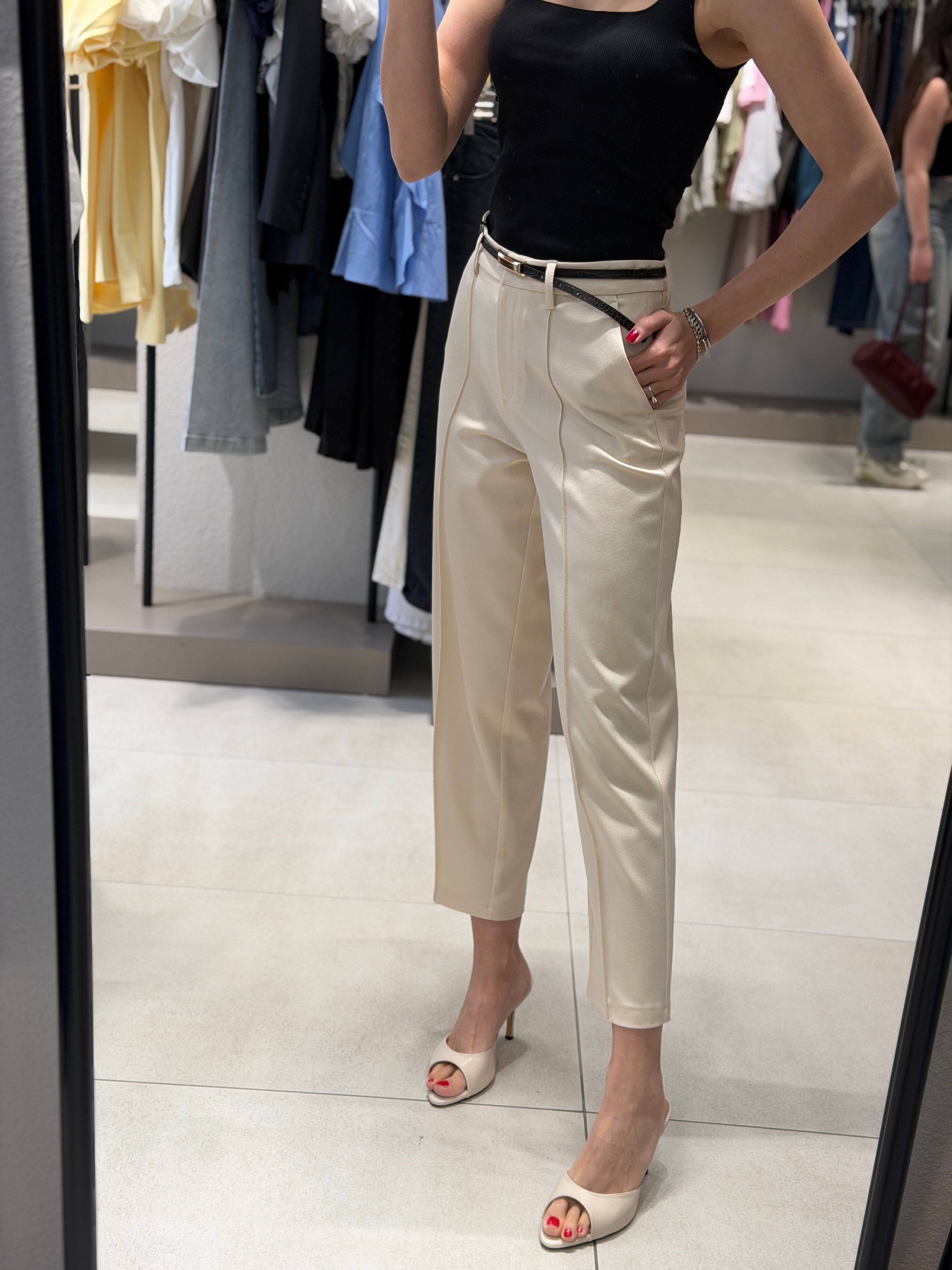 DİLVİN Kemerli Havuç Pantolon KREM