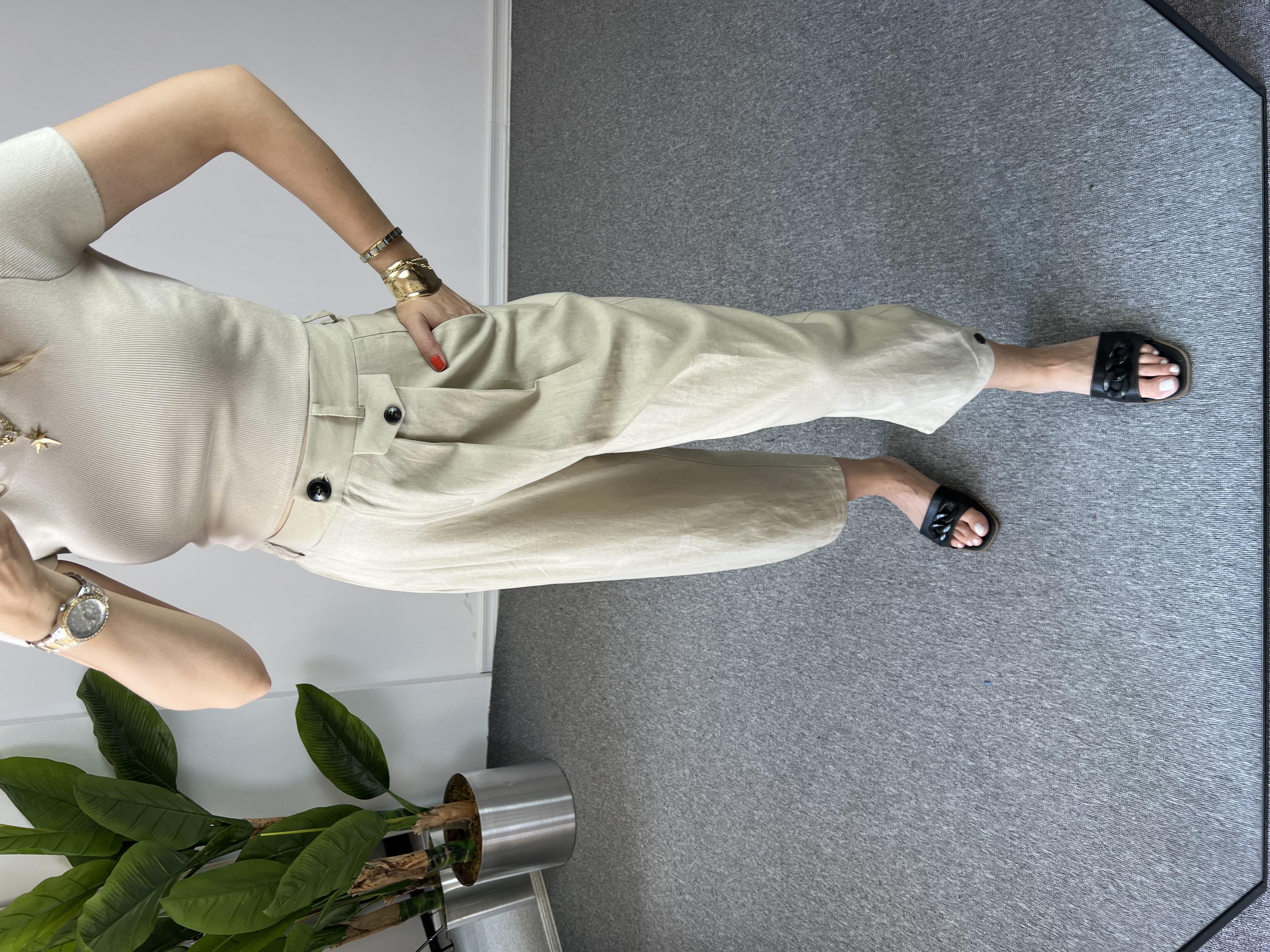 Dilvin Kısa Kollu Taş Crop