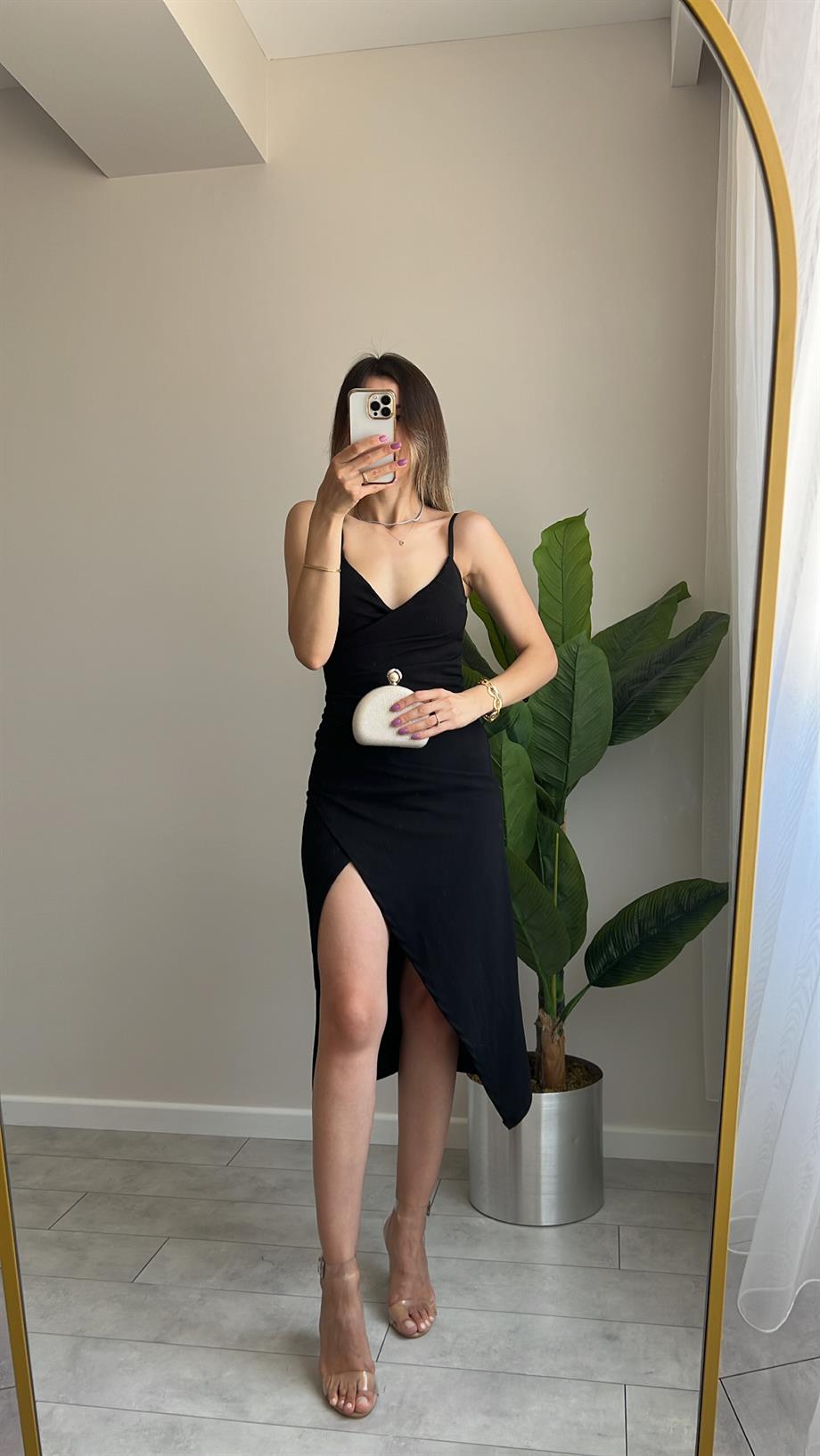 Drapeli Yırtmaçlı Elbise