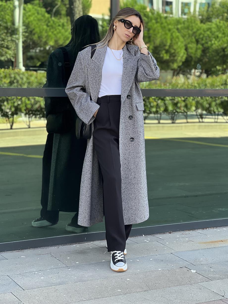 Düğmeli Balık Sırtı Kaşe 