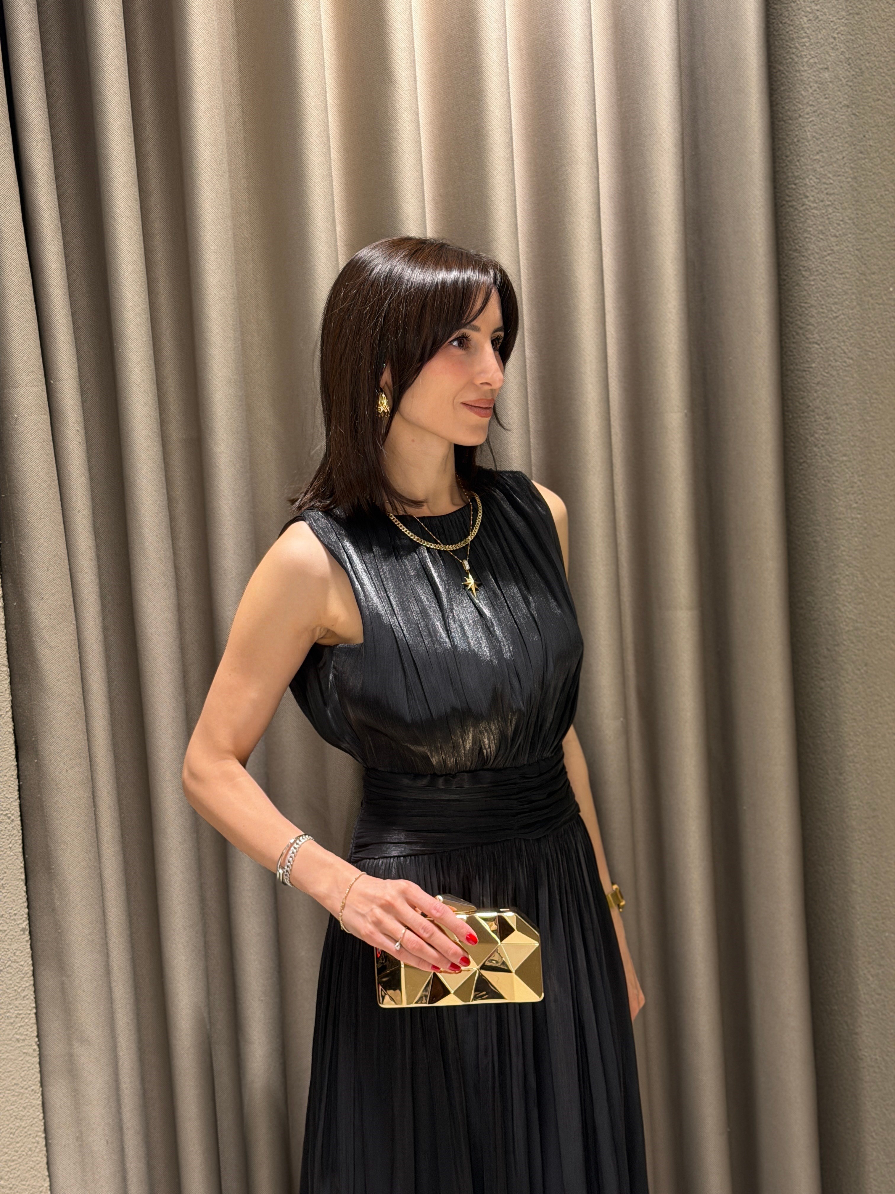 Kavis Yaka Şifon Elbise SİYAH