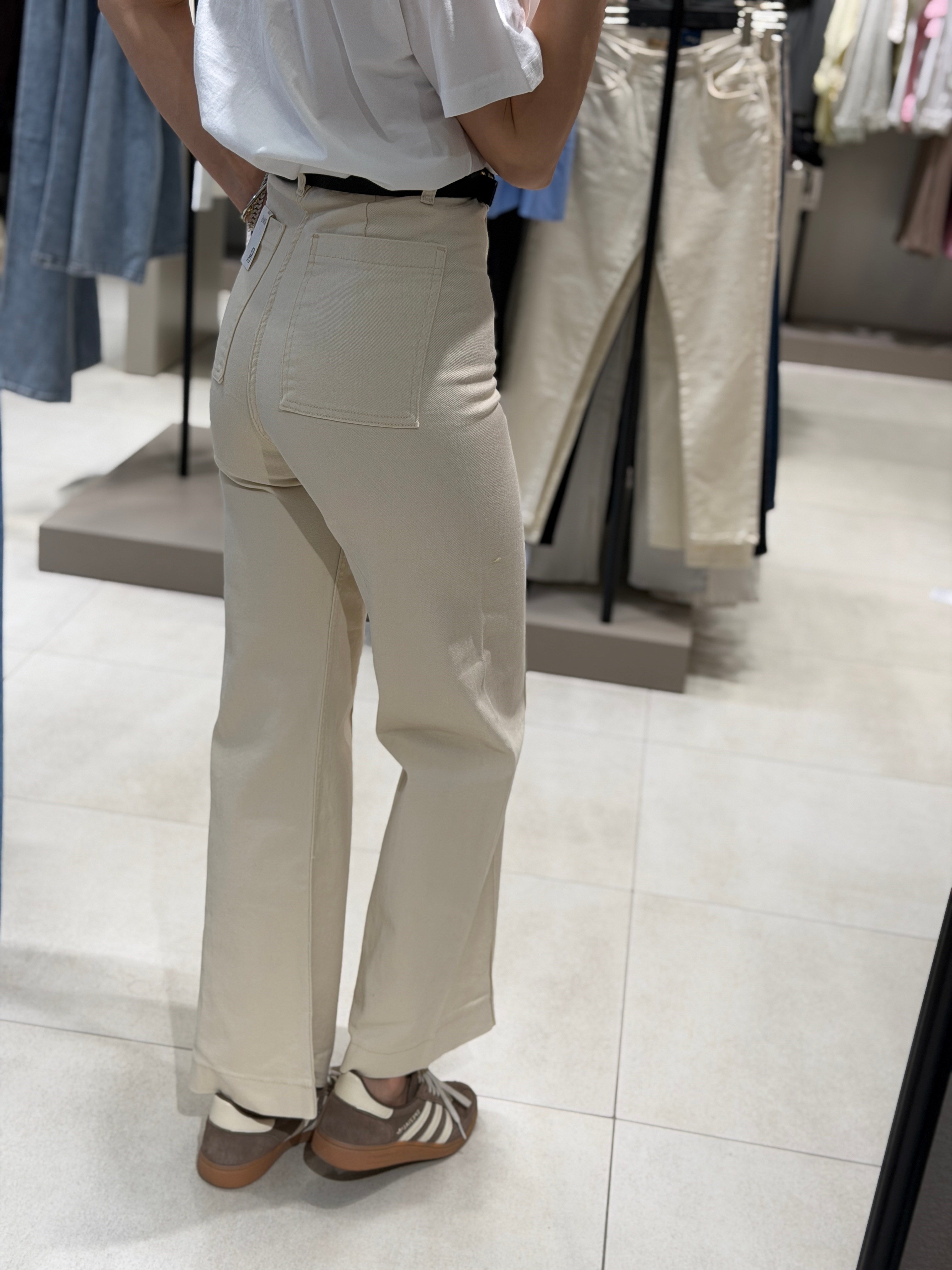 Kemerli Bol Paça Jean KREM