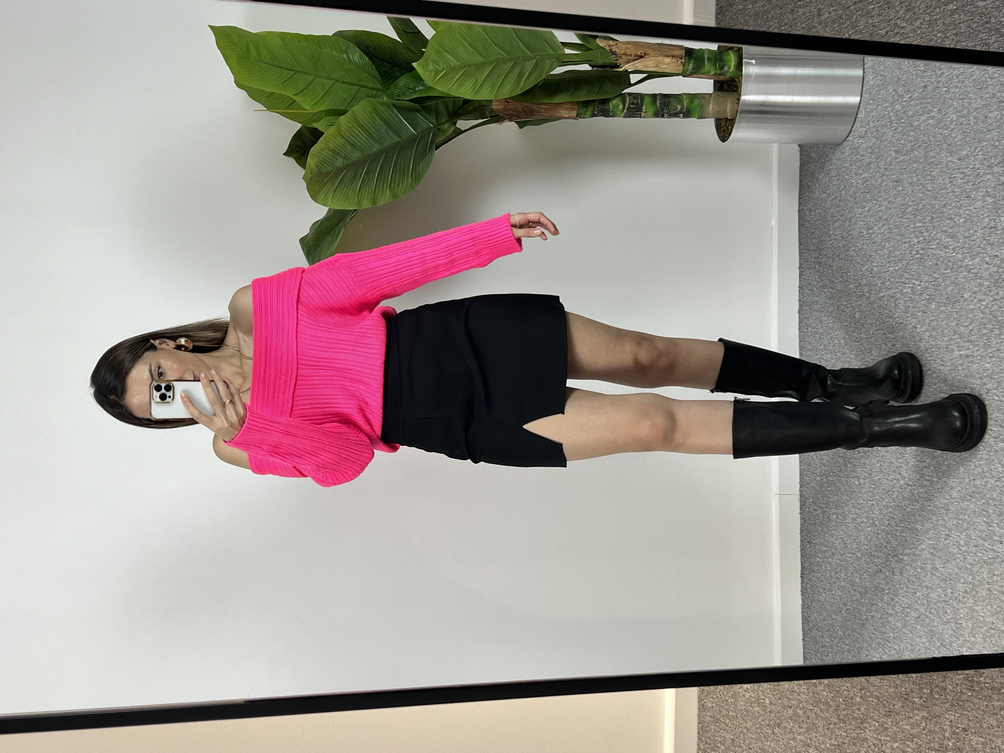 Madonna Yaka Pembe Kazak