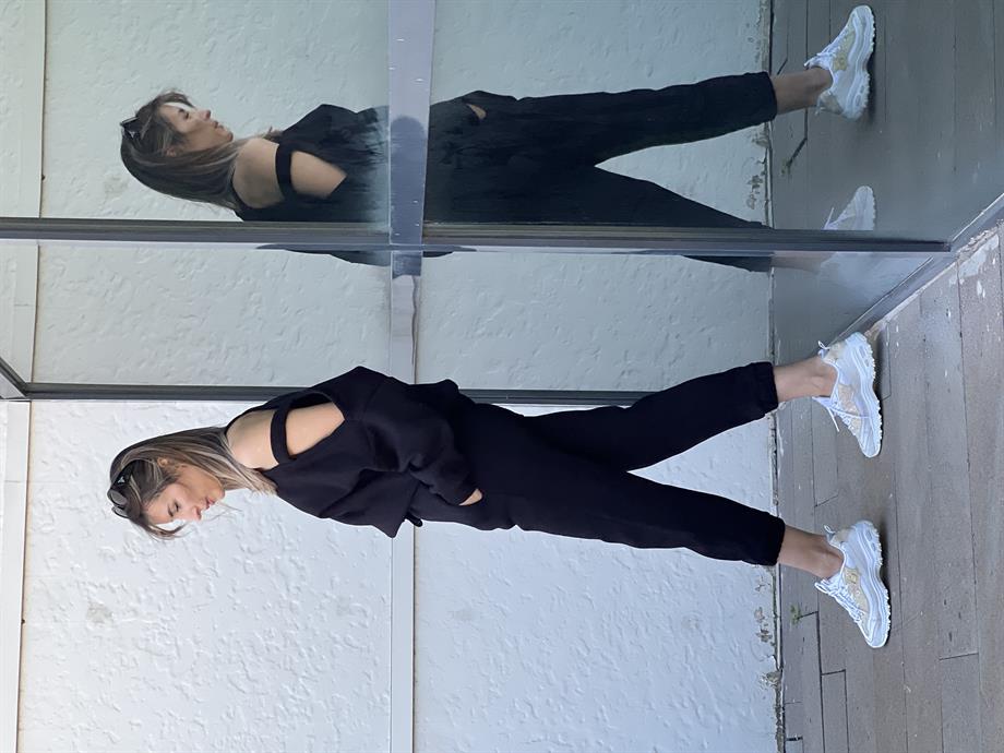 Omuz Detaylı Eşofman Takımı