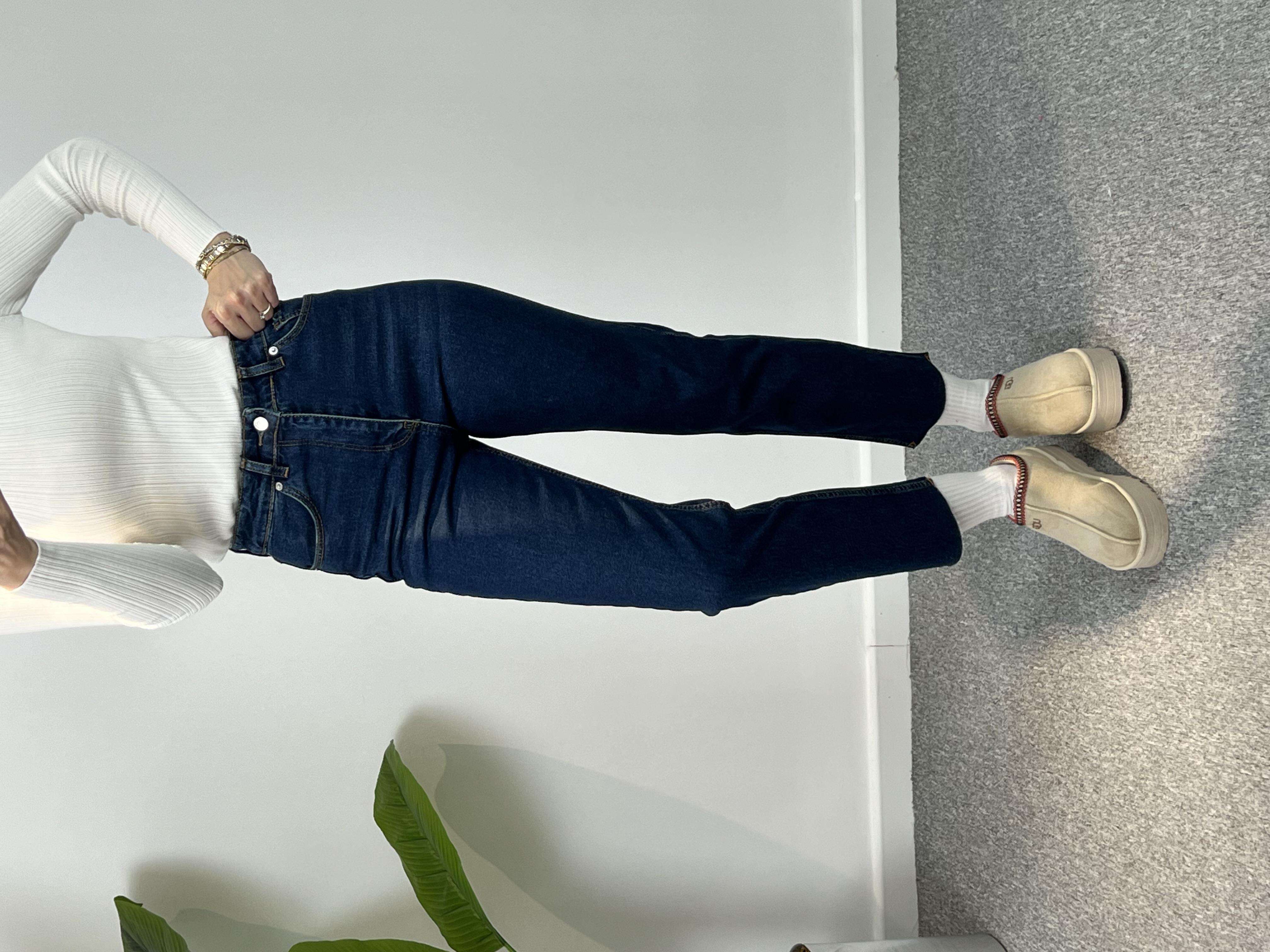 Orjinal Marka Lacivert Kesik Paça Momfit Jean