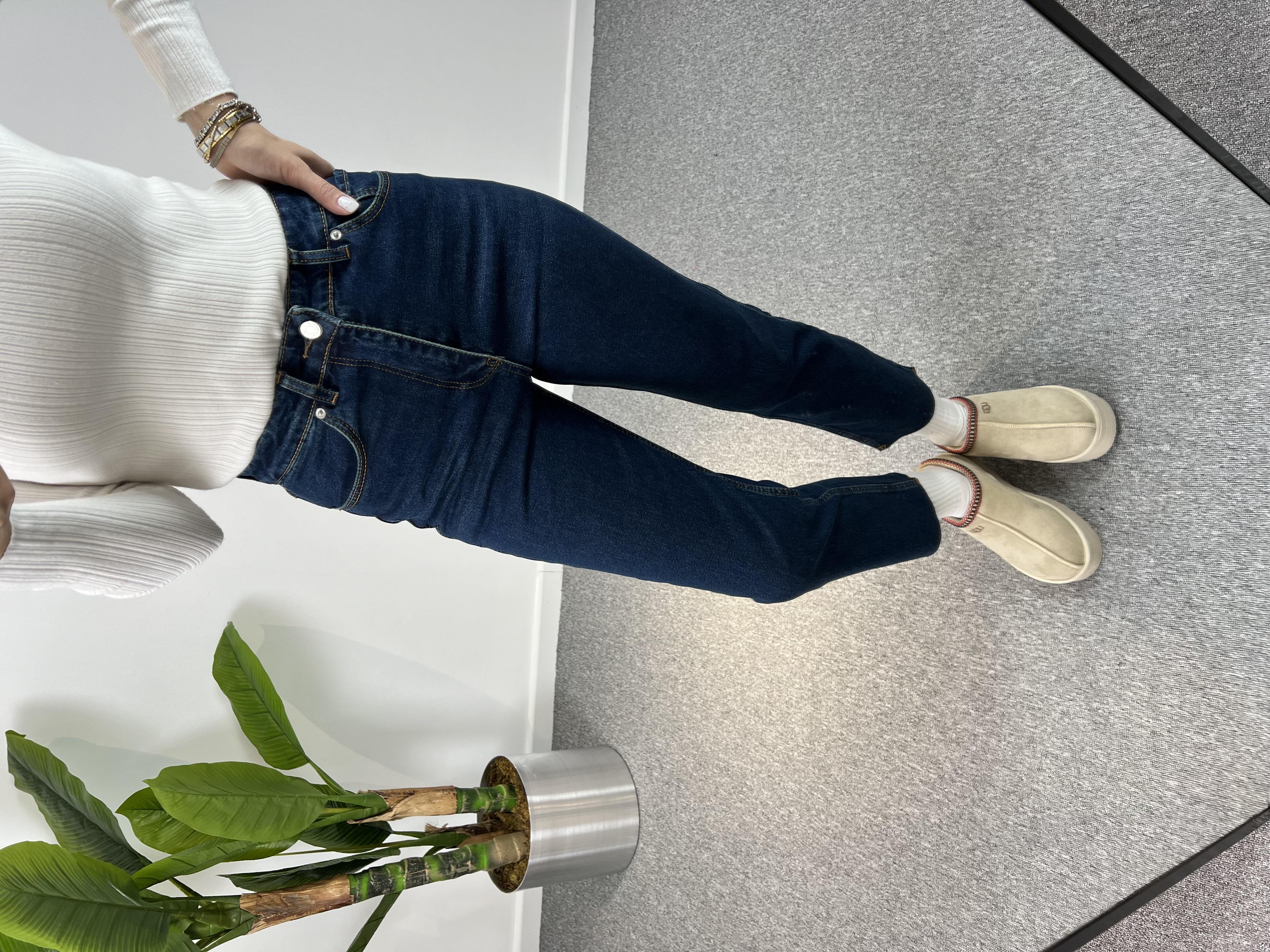 Orjinal Marka Lacivert Kesik Paça Momfit Jean