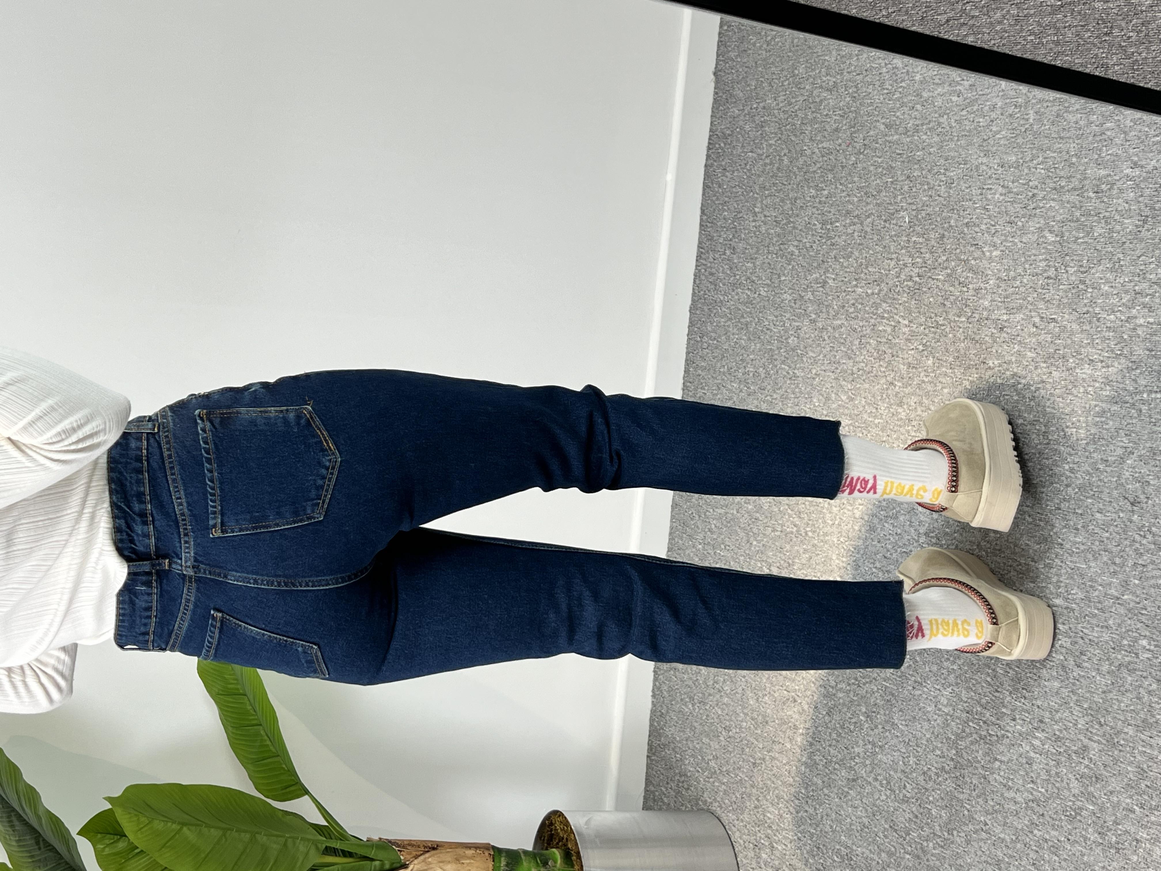 Orjinal Marka Lacivert Kesik Paça Momfit Jean