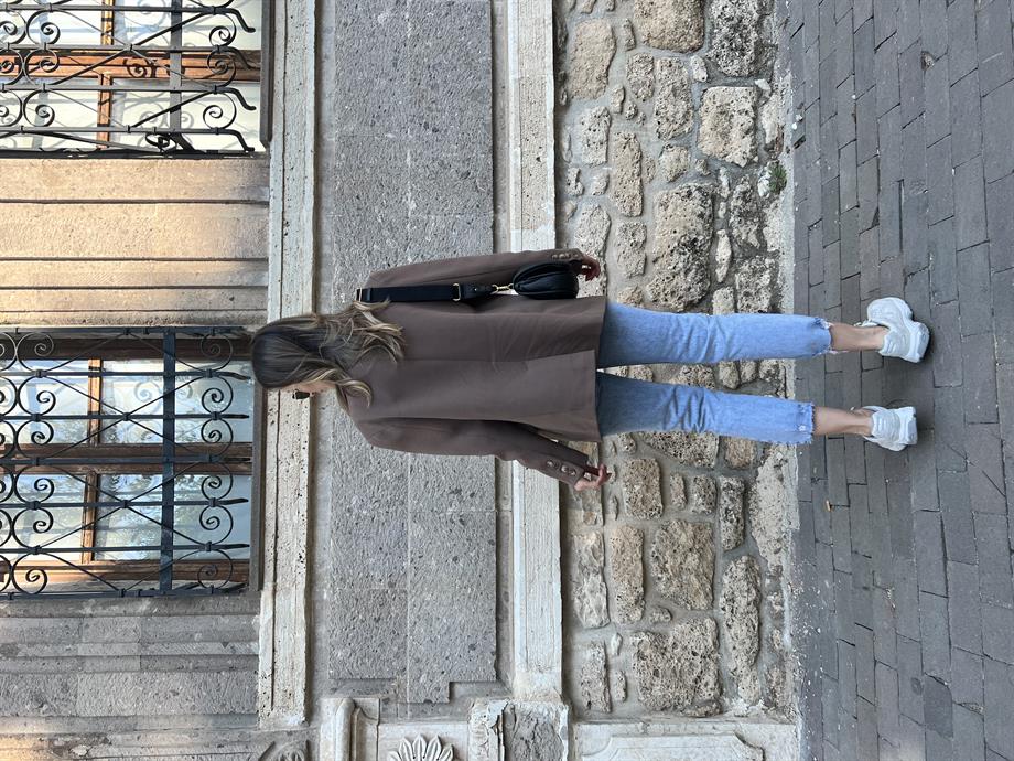 Orjinal Marka Paça Detay Momfit Jean 