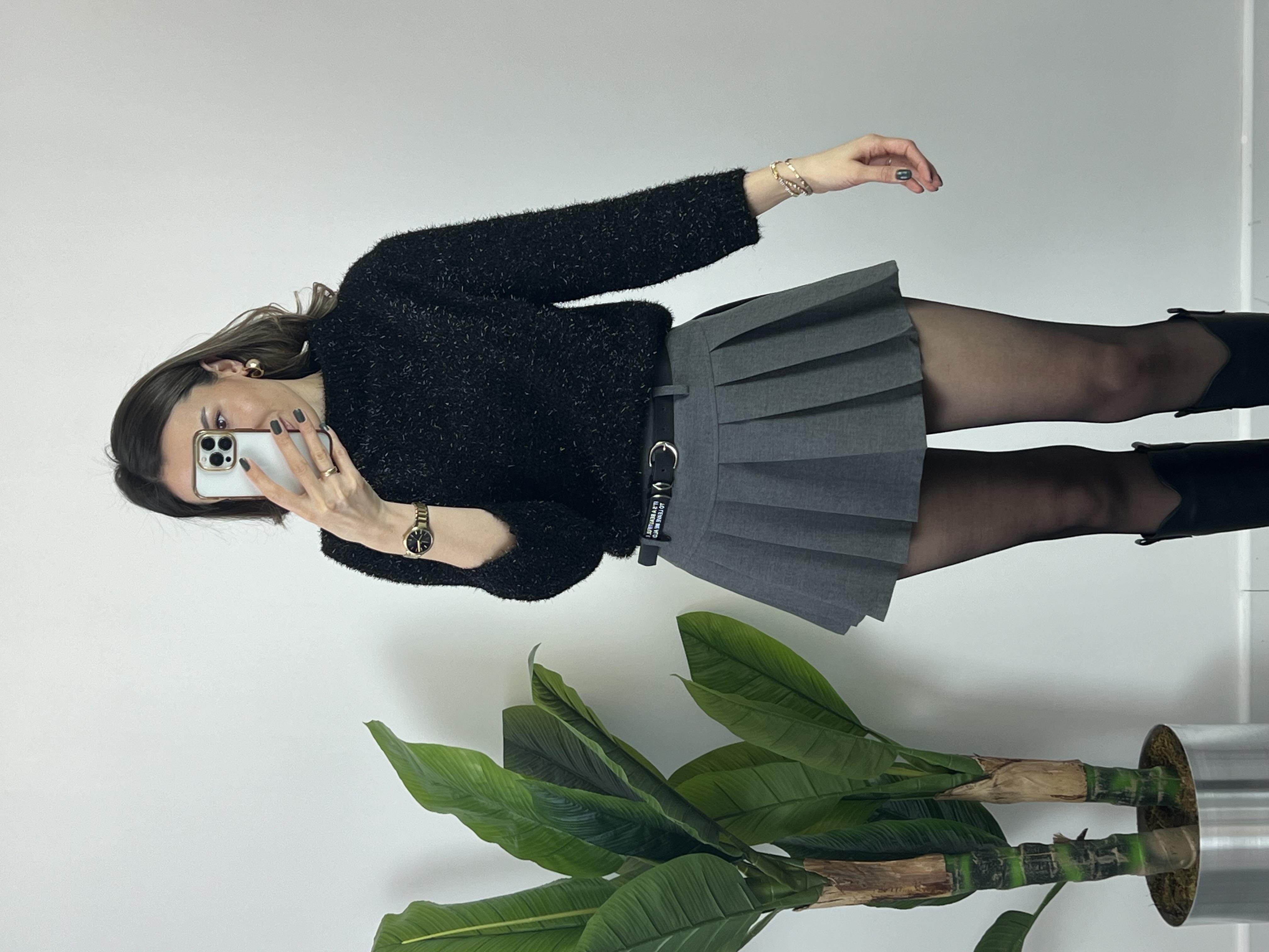 Pileli Kemerli Gri Şort Etek