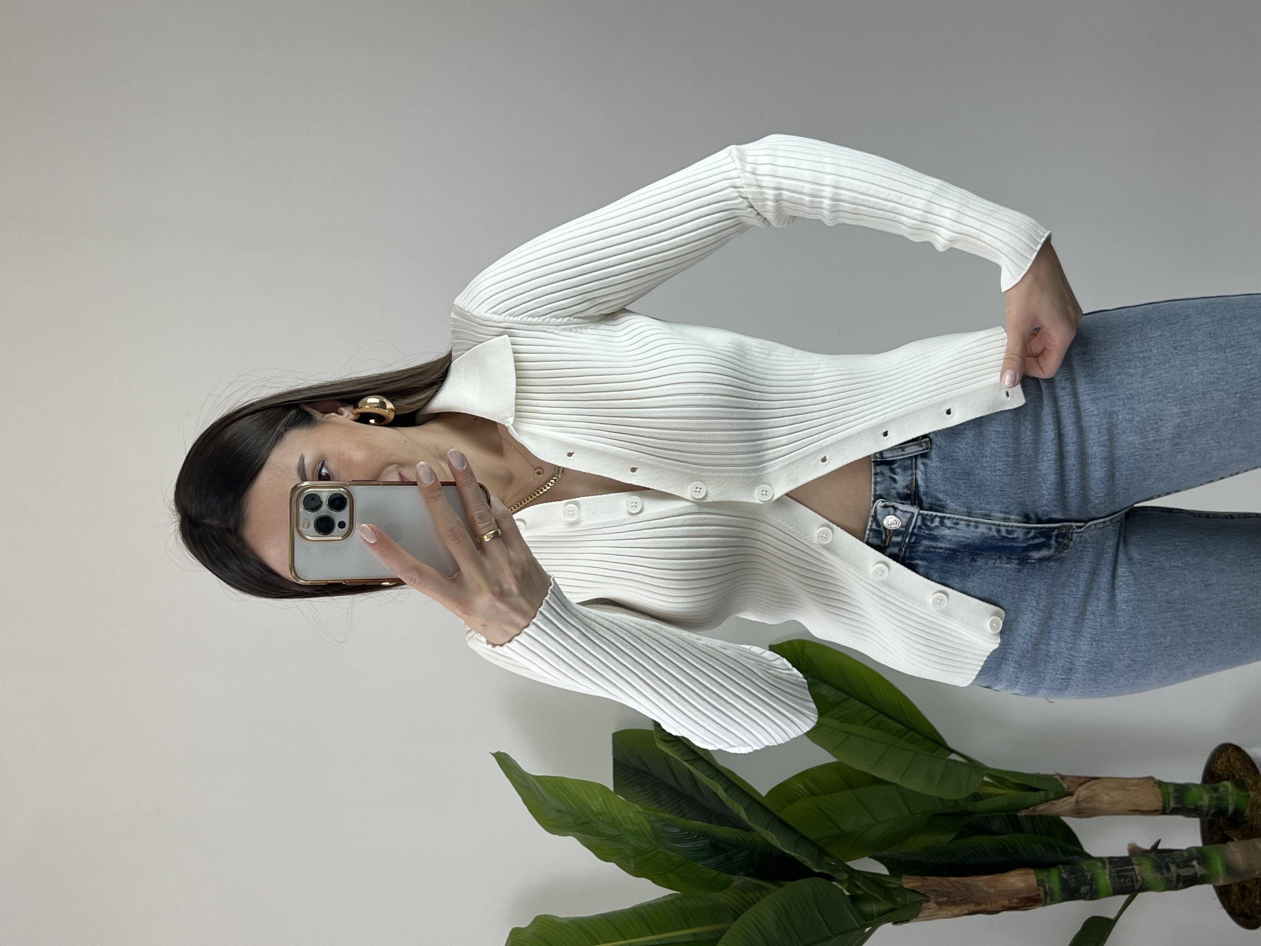 Polo Yaka Düğmeli Beyaz Hırka