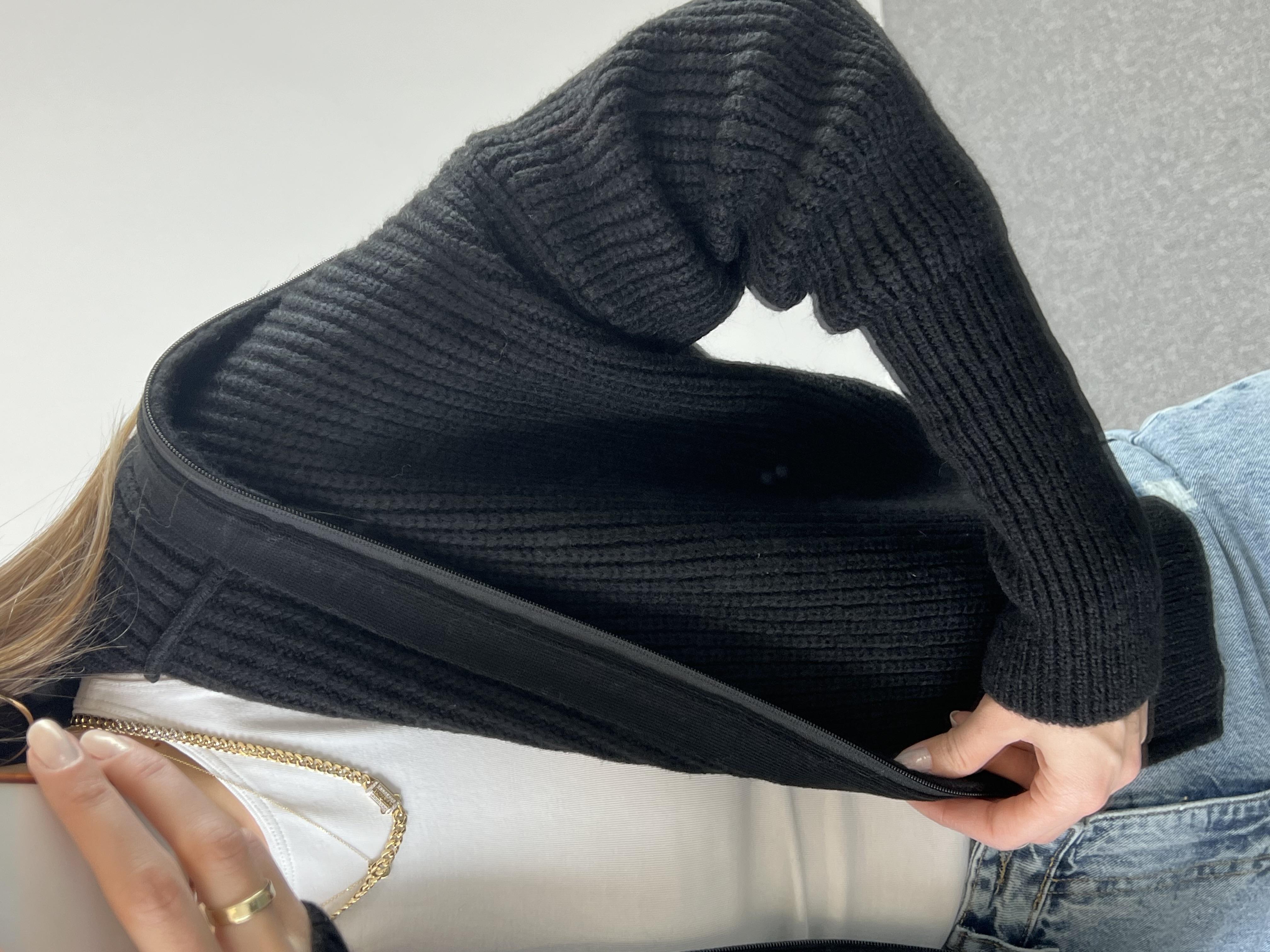 Selanik Örgü Geniş Yaka Siyah Hırka