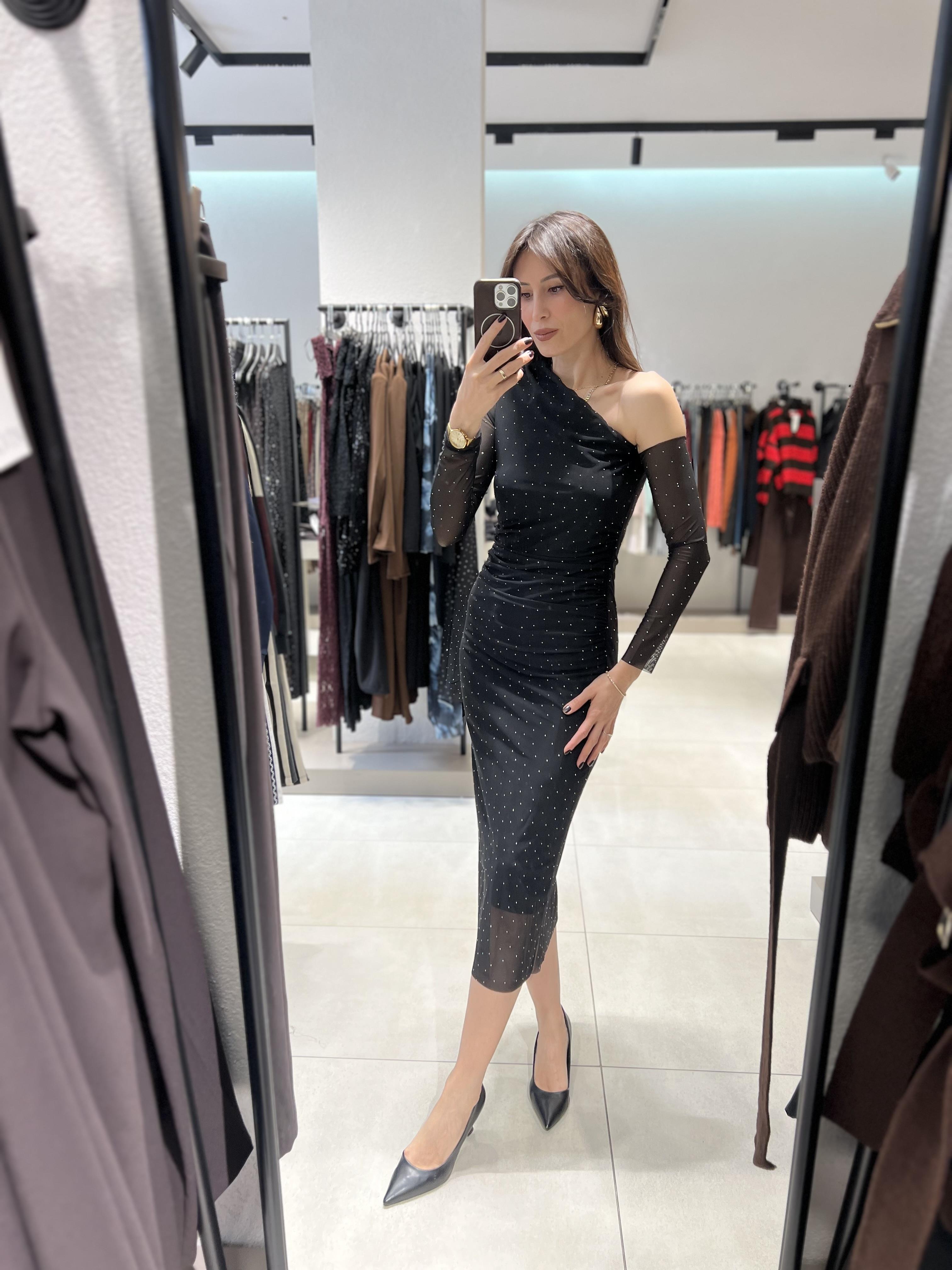 Tek Omuz Taşlı Tül Elbise Siyah