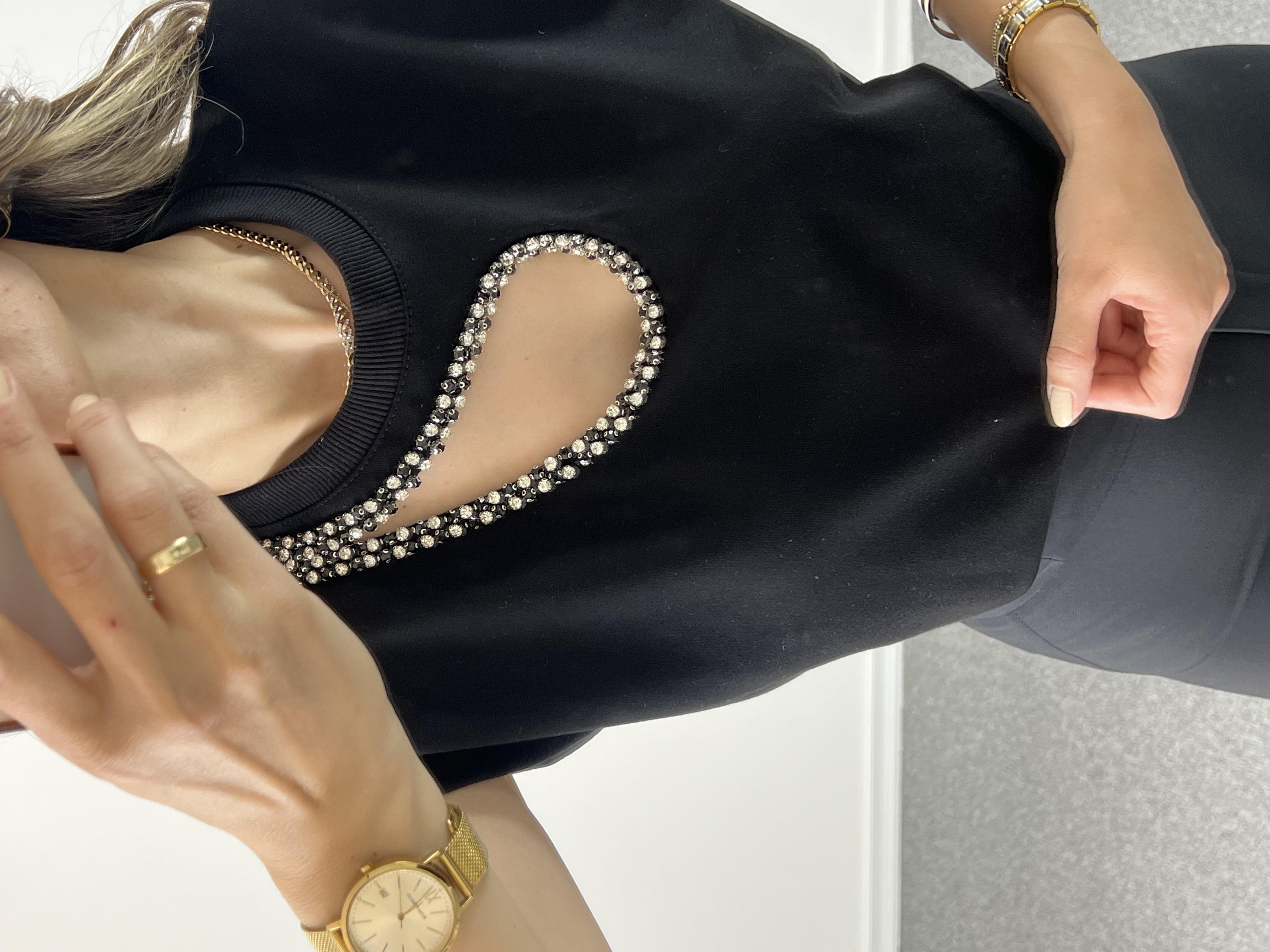 Vatkalı Damla Siyah T-shırt