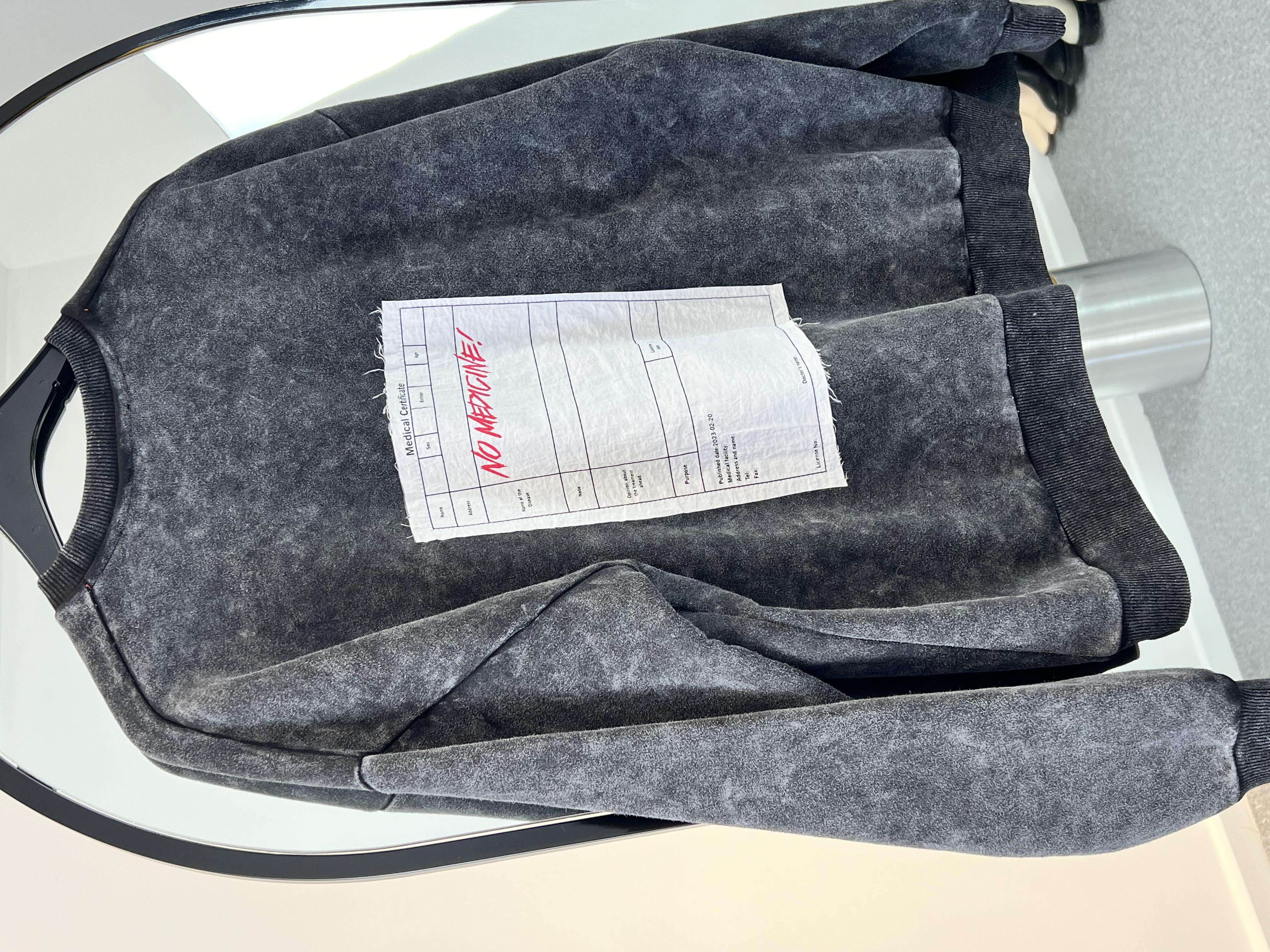 Yıkamalı Sırt Detay Sweat