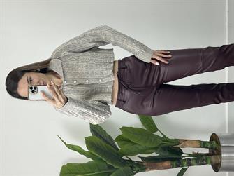  Dilvin Polo Yaka Düğmeli Simli Crop Hırka