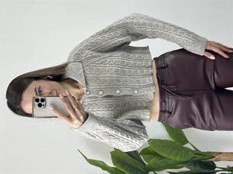  Dilvin Polo Yaka Düğmeli Simli Crop Hırka