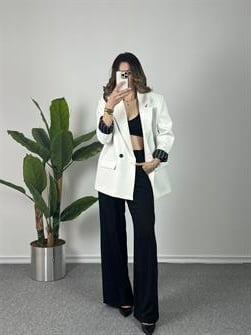 Astarı Çizgili Beyaz Owersize Blazer Ceket