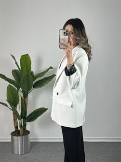 Astarı Çizgili Beyaz Owersize Blazer Ceket