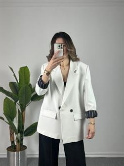 Astarı Çizgili Beyaz Owersize Blazer Ceket