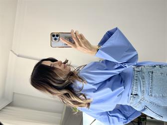 Belden Bağlamalı Geniş Manşet Mavi Gömlek