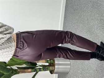 Beli Bağlamalı Bordo Deri pantolon