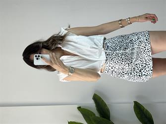 Beli Lastikli Beyaz Crop Yelek